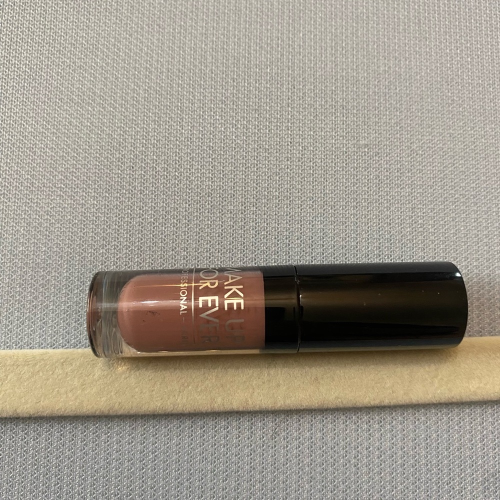Makeup Forever - Unused lipgloss